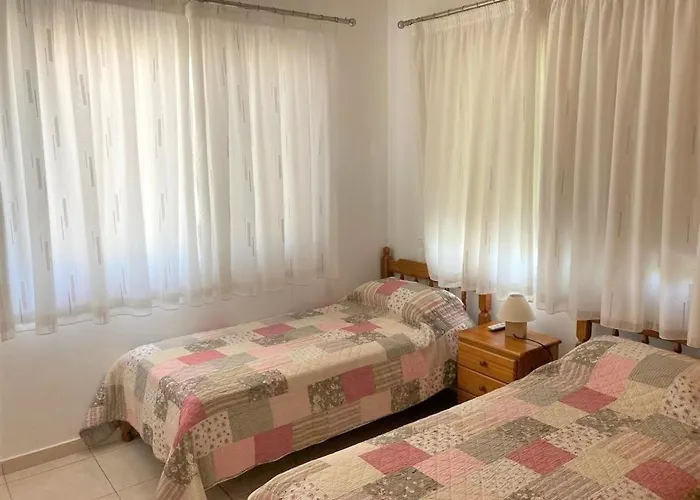 Diana 49 شقة بافوس